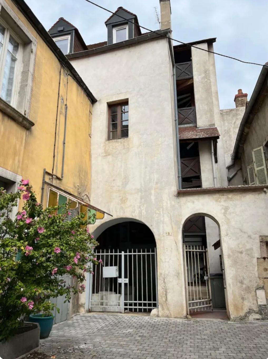 Le Charme Dubois Apartment Дижон Екстериор снимка